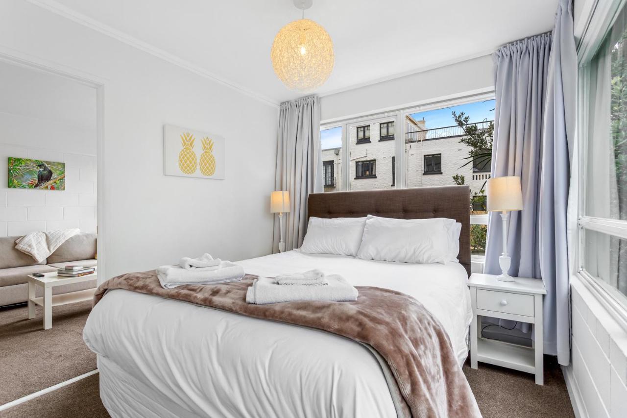 One Bedroom Apartment, Heart of Newmarket Auckland Buitenkant foto