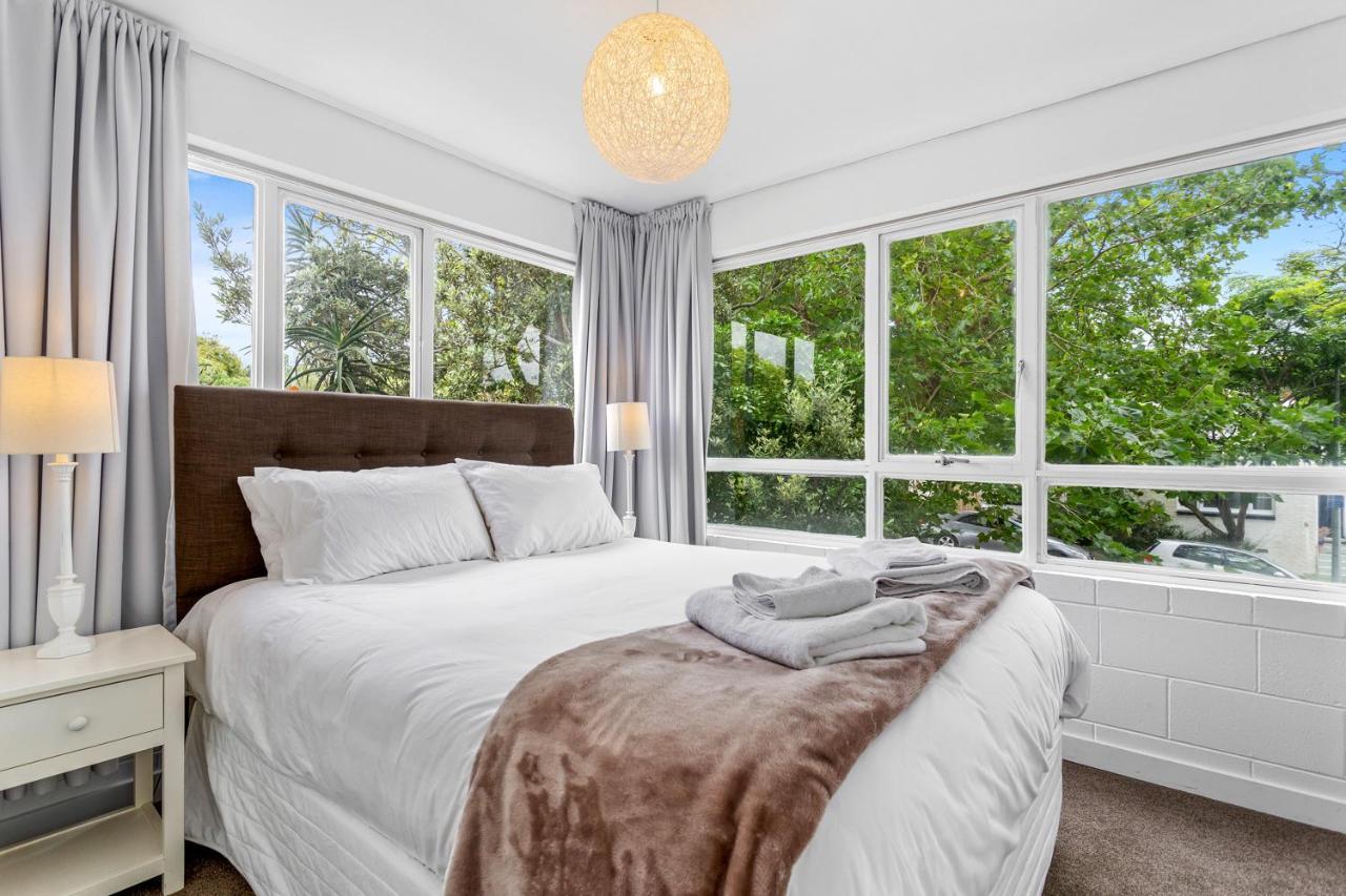 One Bedroom Apartment, Heart of Newmarket Auckland Buitenkant foto